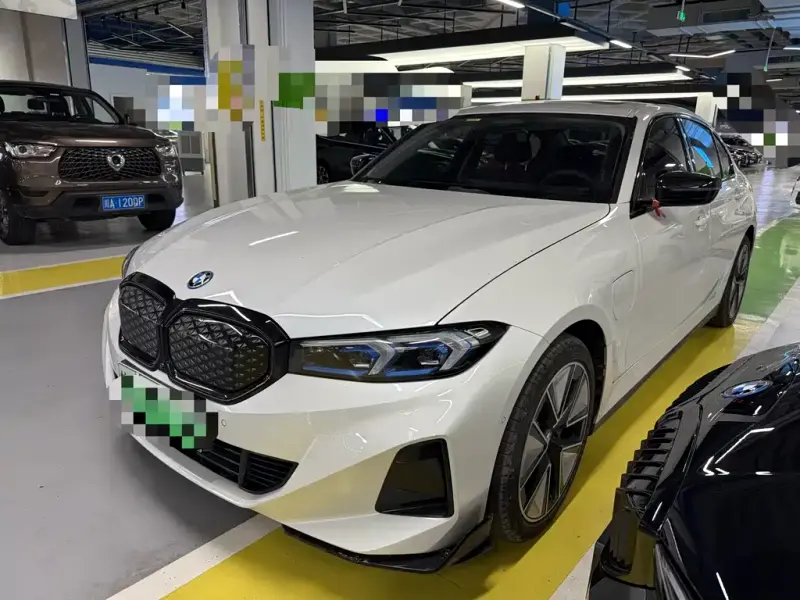 BMW i3, 2025