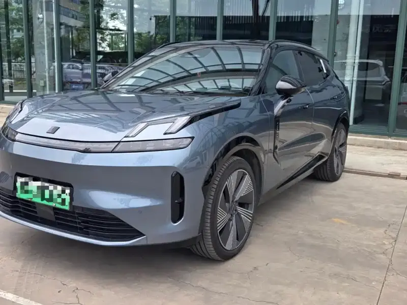 Lynk & Co 08 EM-P, 2025