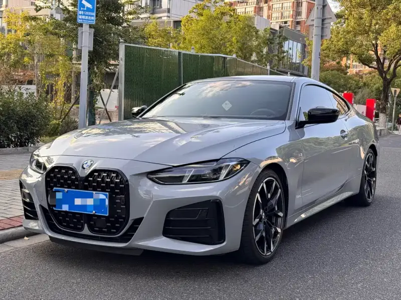 BMW 4 Series, 2025