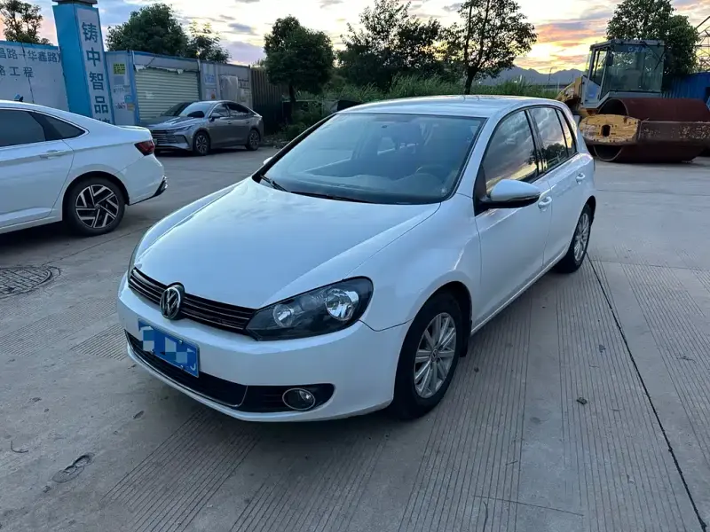 Volkswagen Golf, 2013