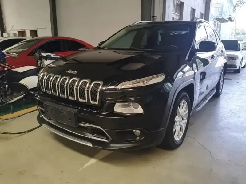 Jeep Cherokee, 2017