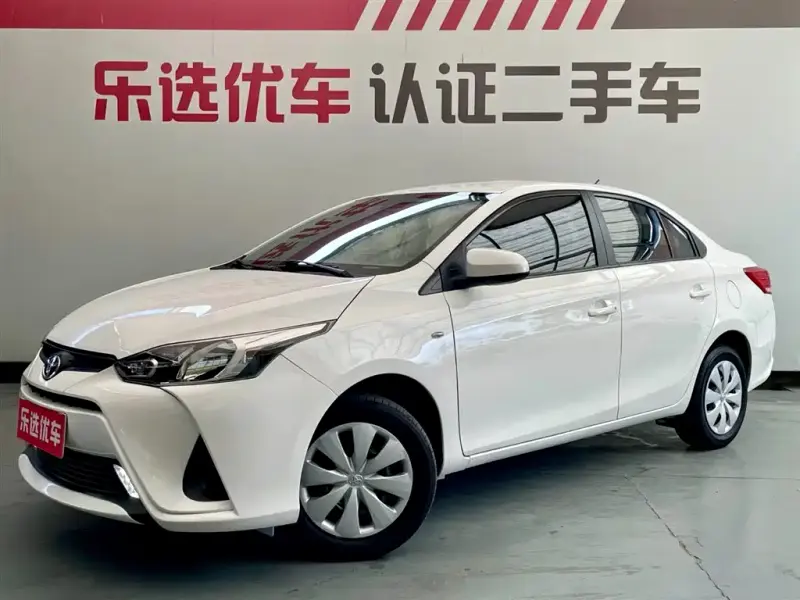 Toyota Yaris L, 2021