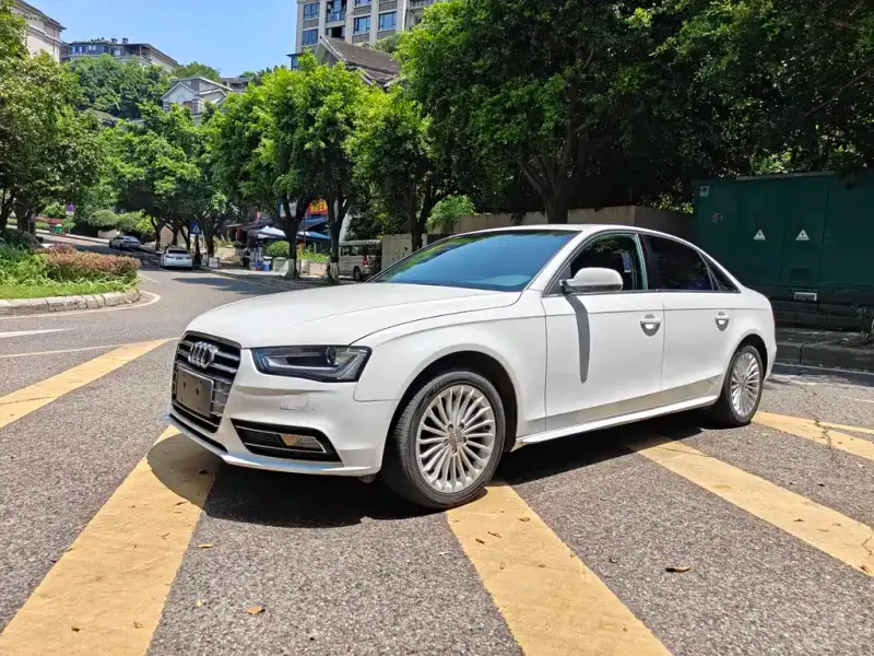 Audi A4L, 2015