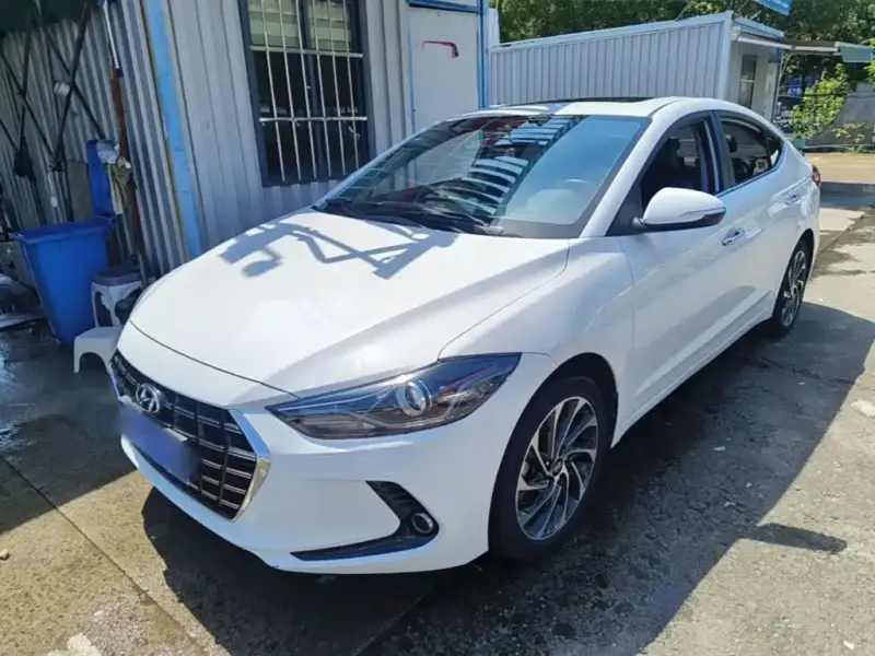 Hyundai Elantra, 2019