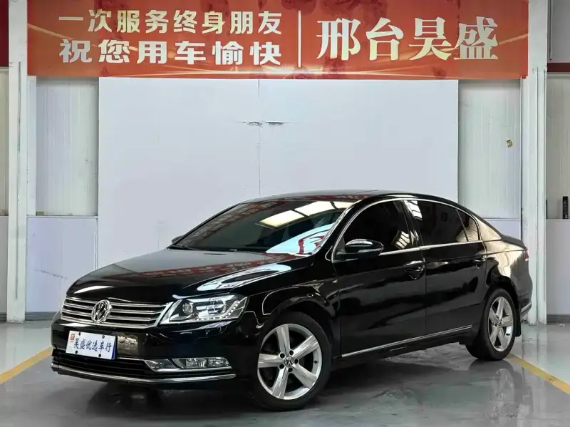 Volkswagen Magotan, 2015