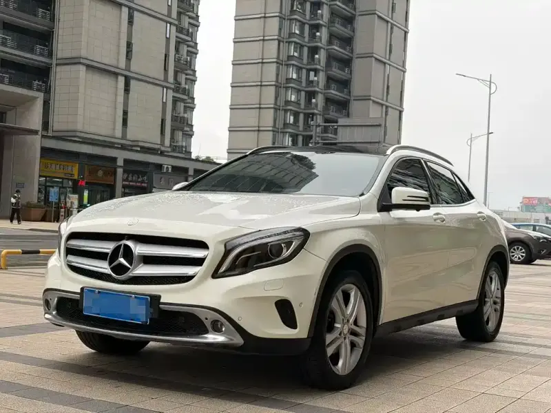 Mercedes-Benz GLA, 2016