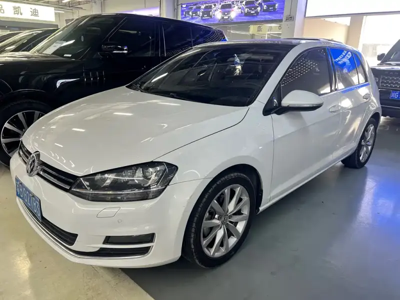 Volkswagen Golf, 2014