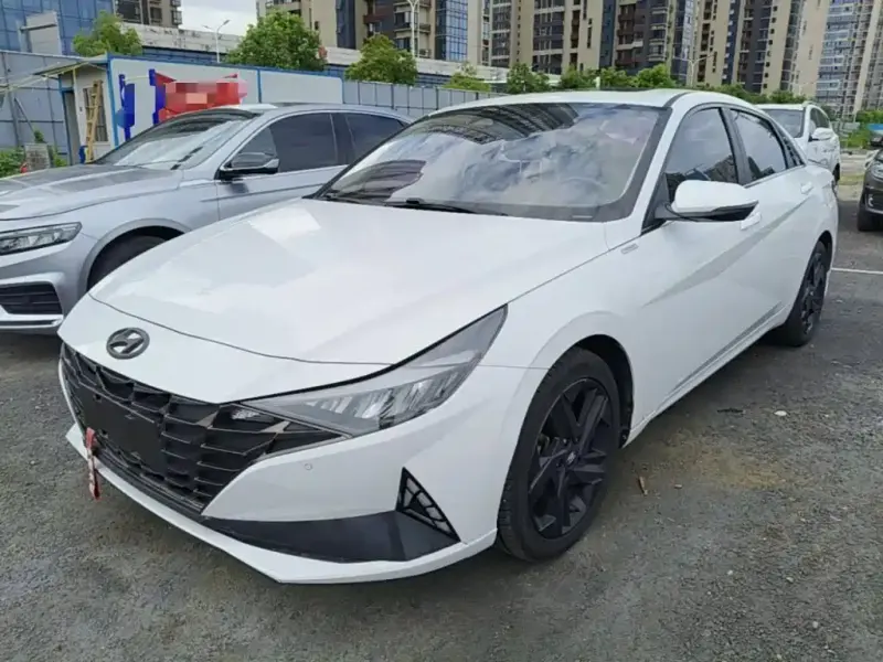 Hyundai Elantra, 2021