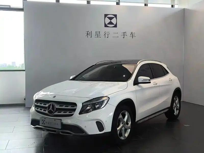 Mercedes-Benz GLA, 2018