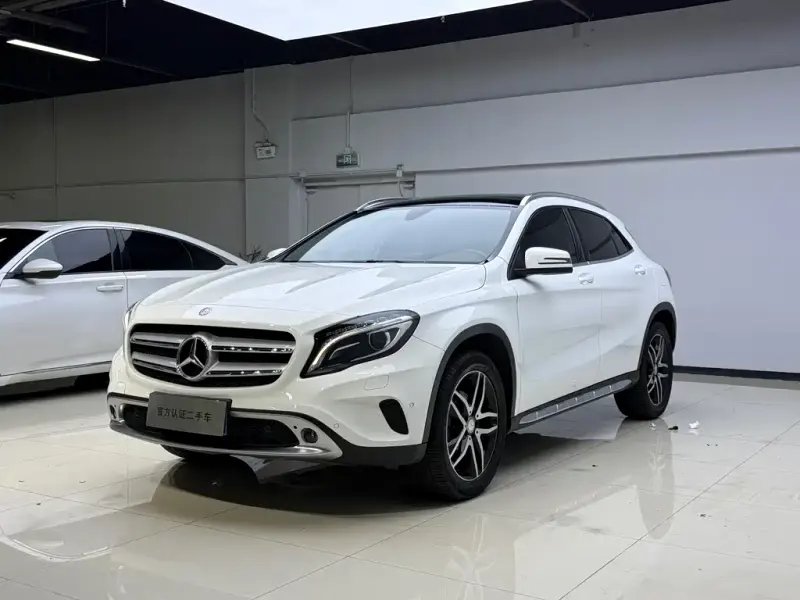 Mercedes-Benz GLA, 2016