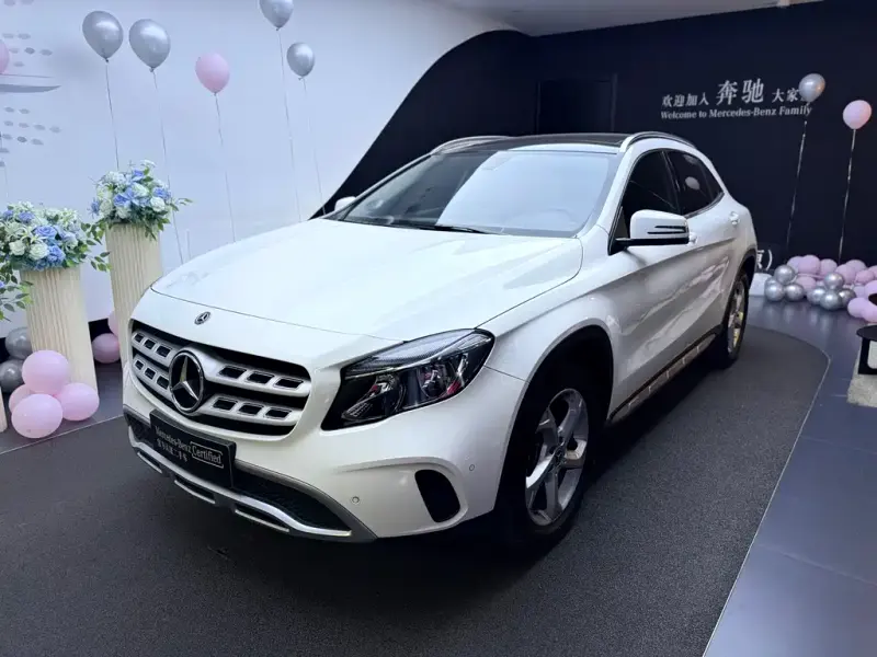 Mercedes-Benz GLA, 2017
