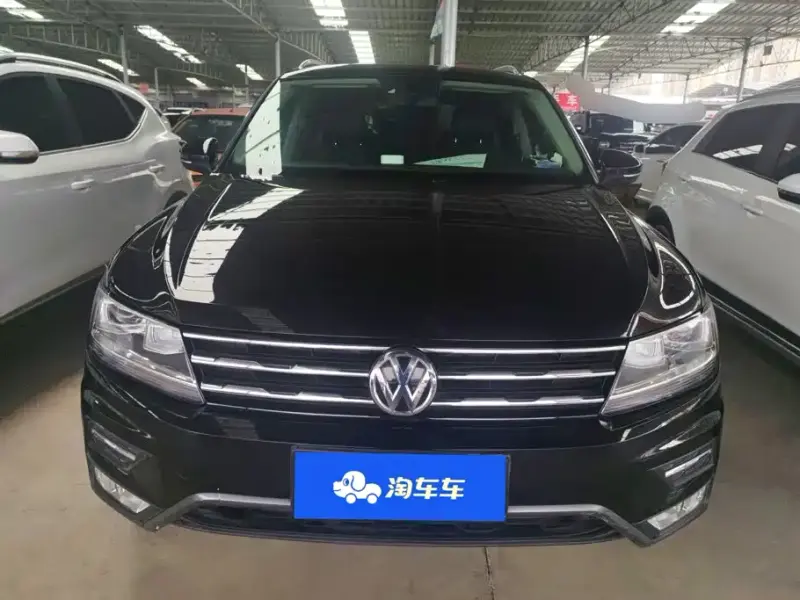 Volkswagen Tiguan L, 2017