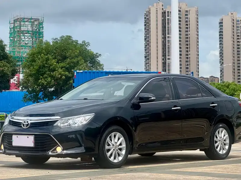 Toyota Camry, 2016