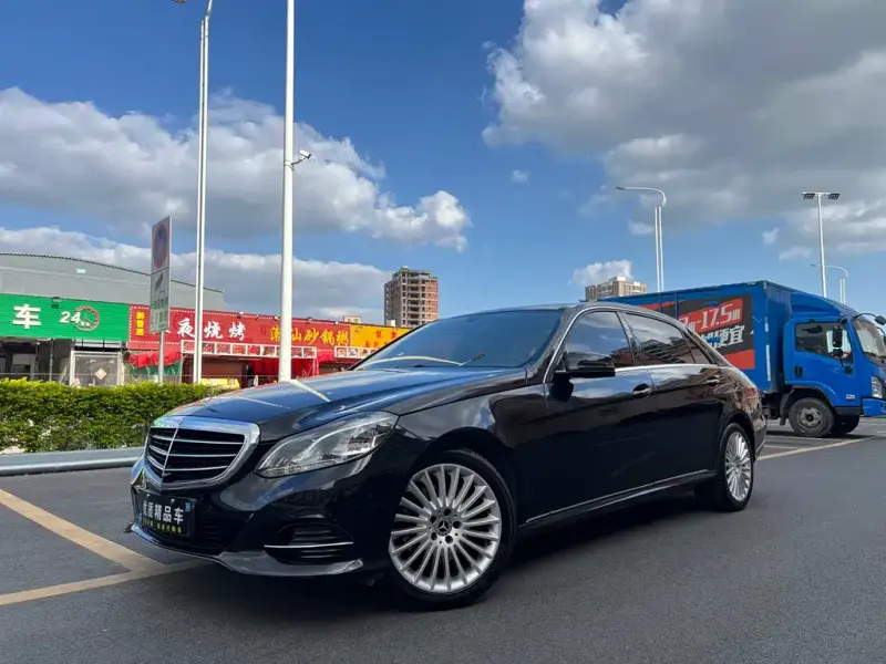 Mercedes-Benz E-Class, 2015