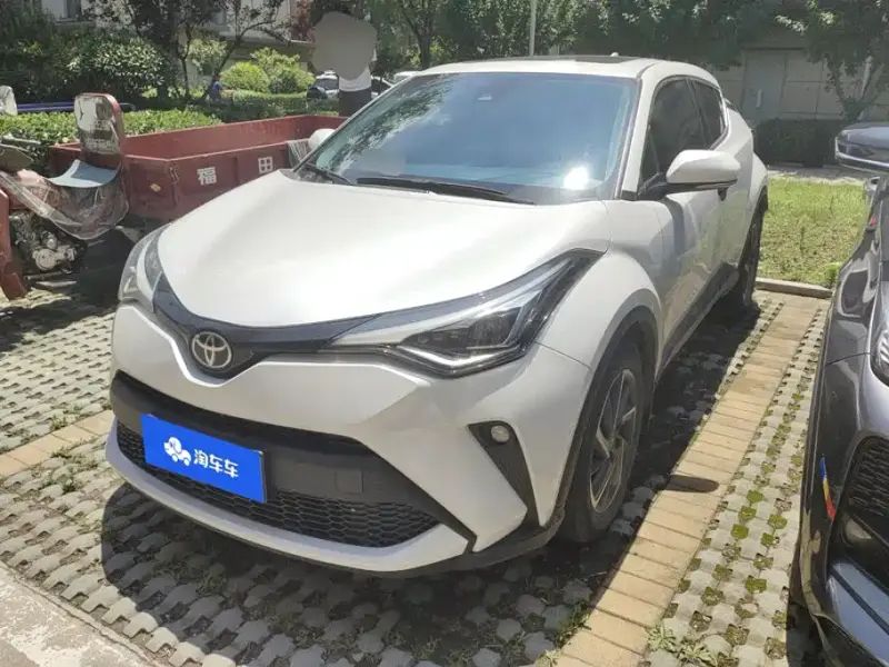 Toyota C-HR, 2023