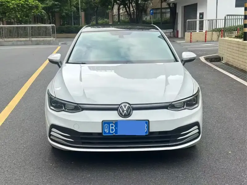 Volkswagen Golf, 2021