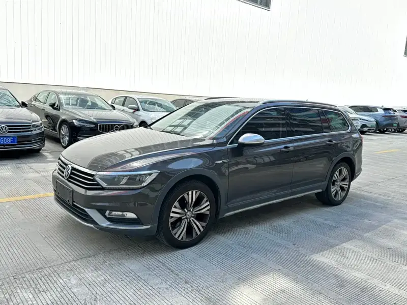 Volkswagen Viloran, 2017