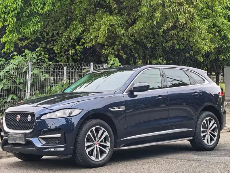 Jaguar F-PACE, 2017