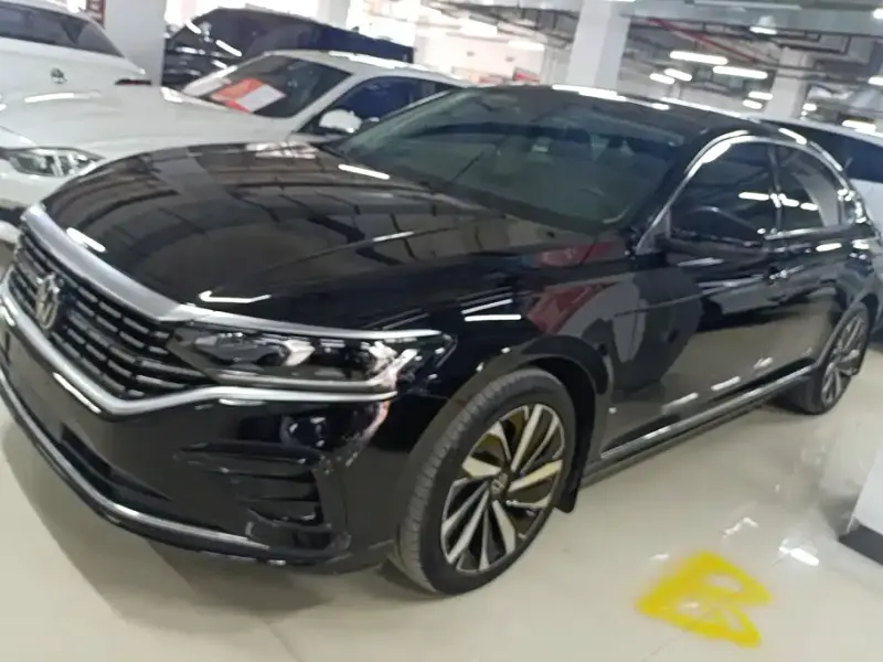 Volkswagen Passat, 2022