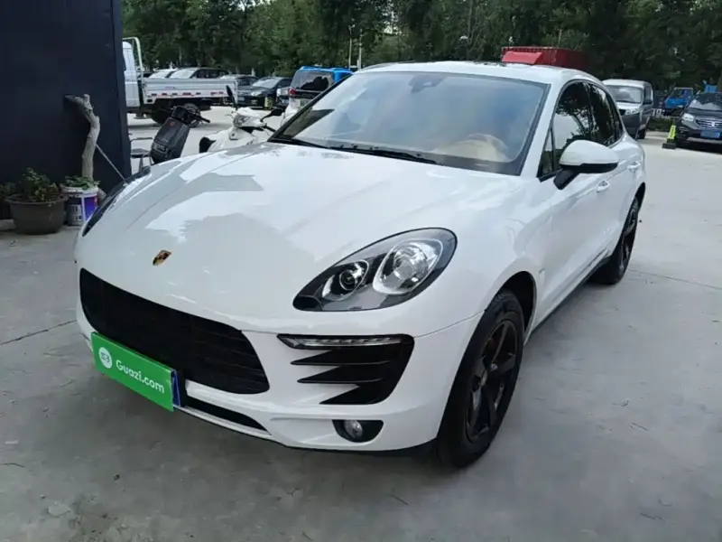 Porsche Macan, 2016