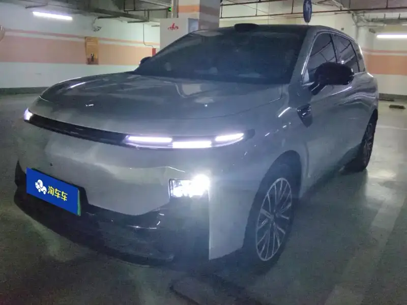 Leapmotor B10, 2025