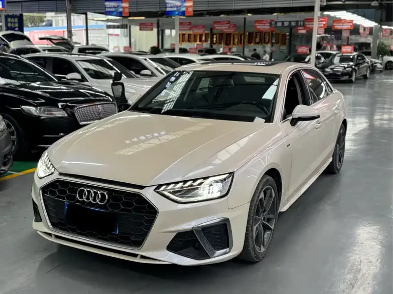 Audi A4L, 2020