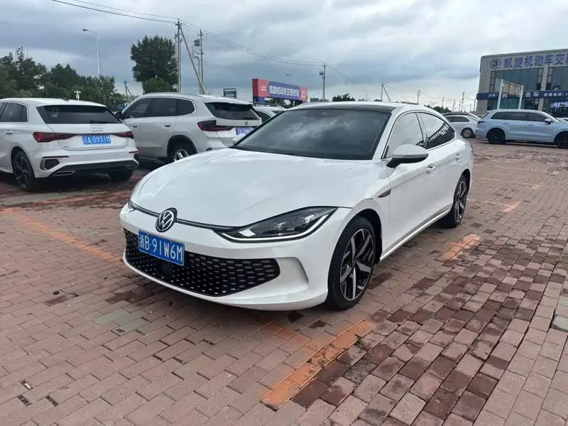 Volkswagen Lamando, 2023