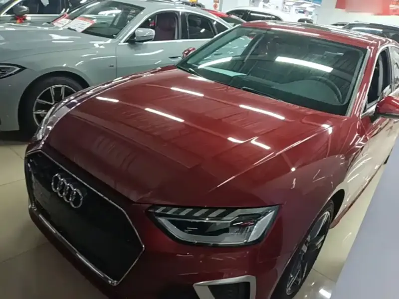 Audi A4L, 2021