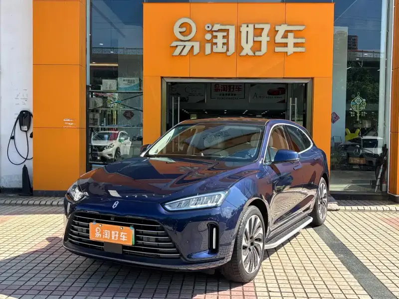 AITO M5, 2022