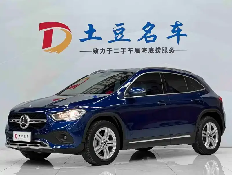 Mercedes-Benz GLA, 2022