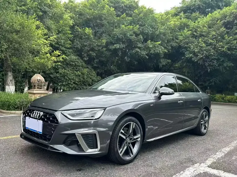 Audi A4L, 2020