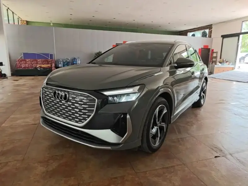 Audi Q4 e-tron, 2024