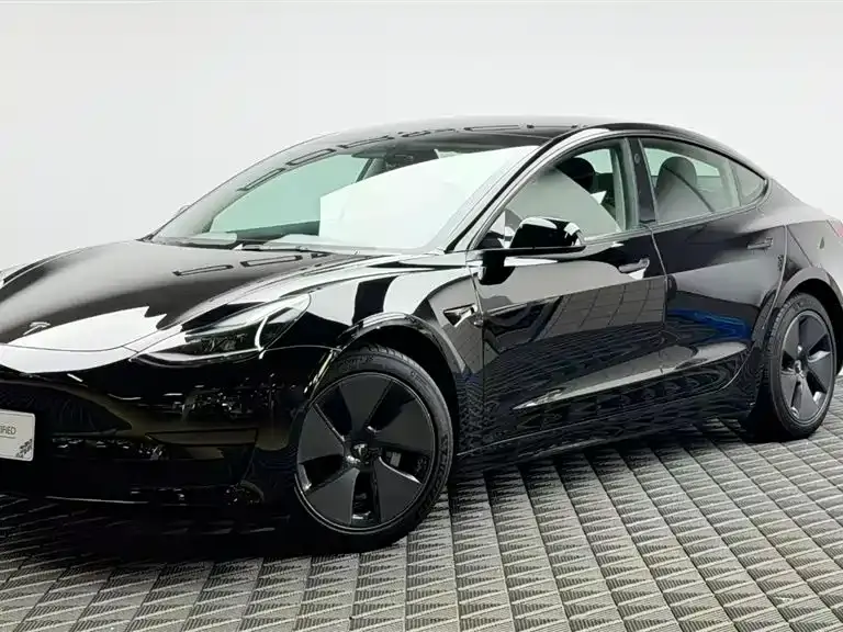 Tesla Model 3, 2021