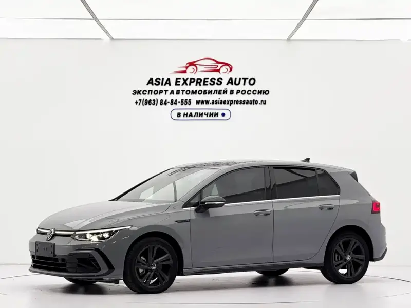 Volkswagen Golf, 2022