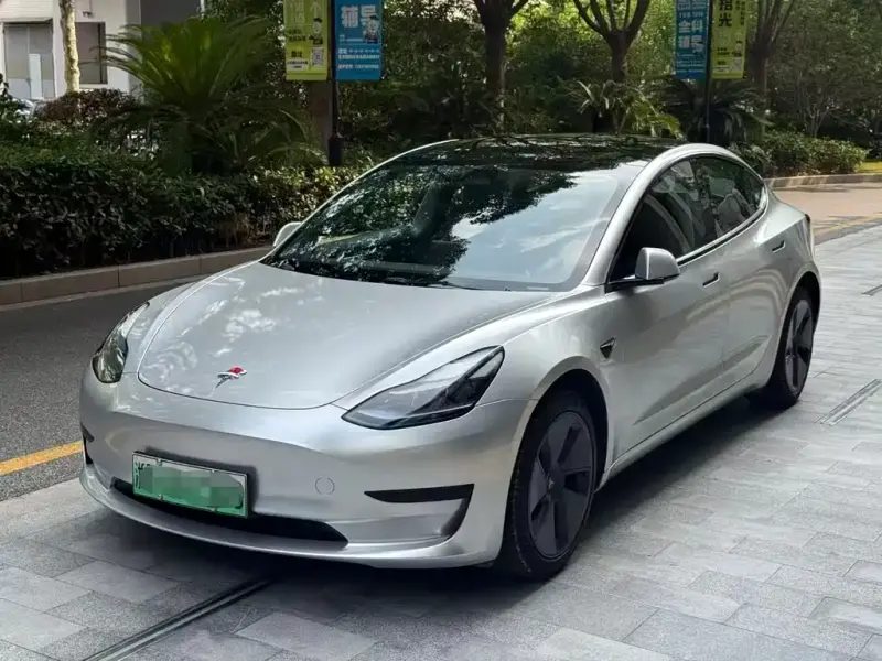 Tesla Model 3, 2023