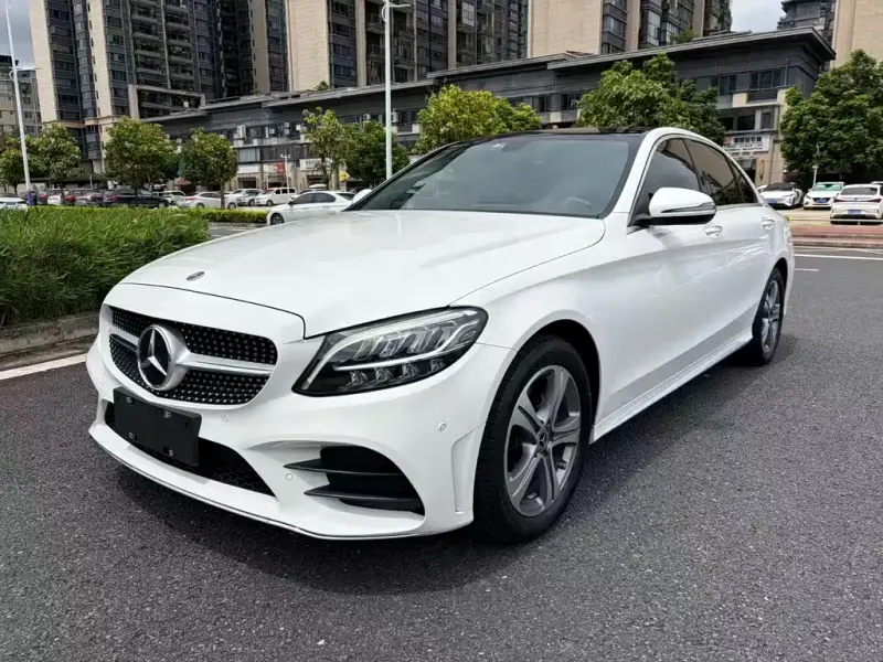 Mercedes-Benz C-Class, 2022