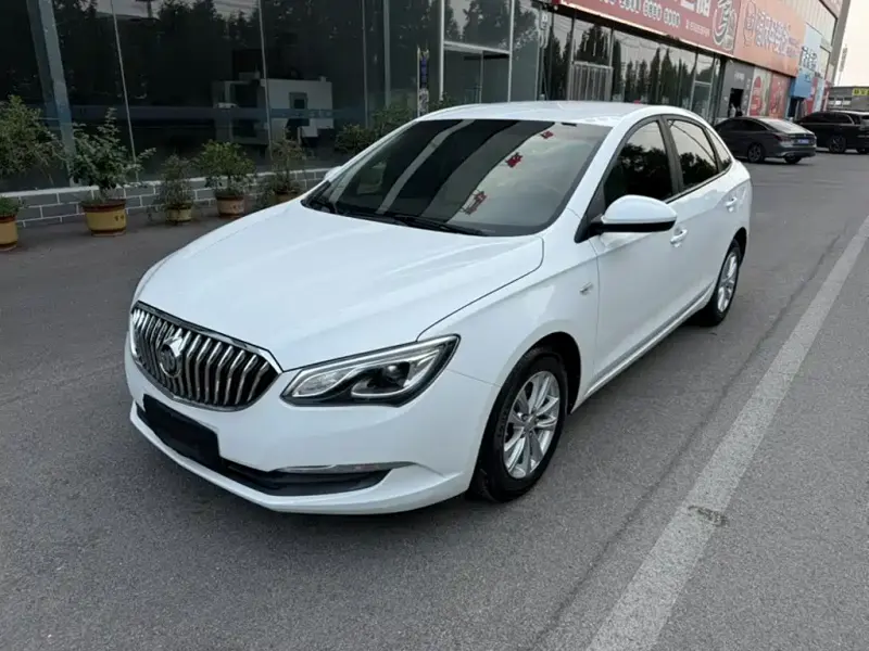 Buick Excelle, 2015