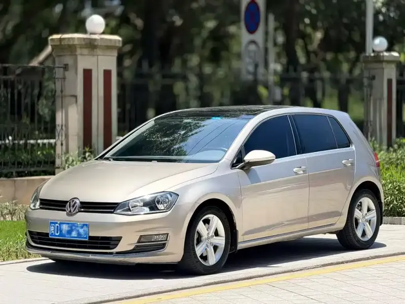 Volkswagen Golf, 2014