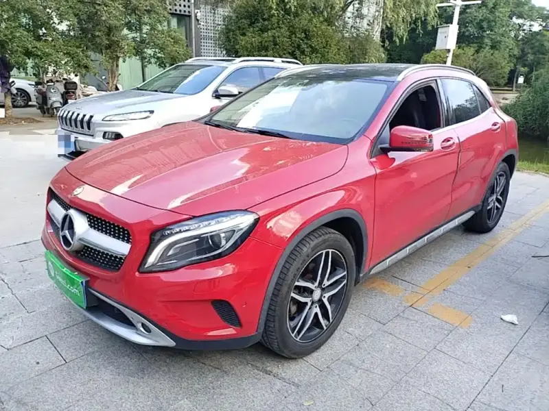 Mercedes-Benz GLA, 2016