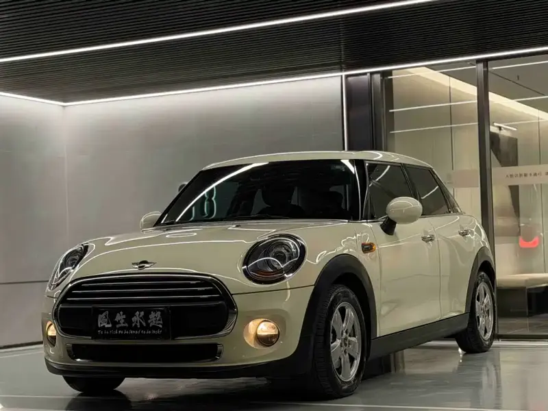 MINI Mini, 2017