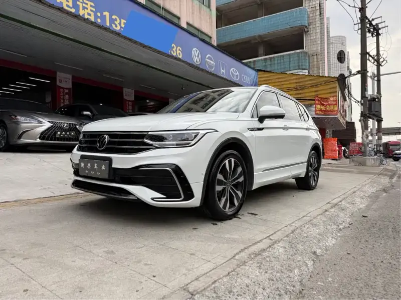 Volkswagen Tiguan L, 2023