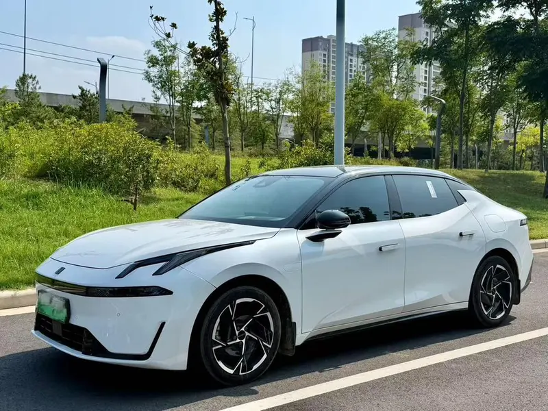 Lynk & Co 07 EM-P, 2024