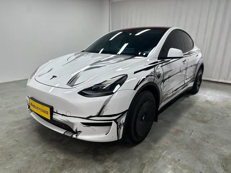 Tesla Model Y, 2023