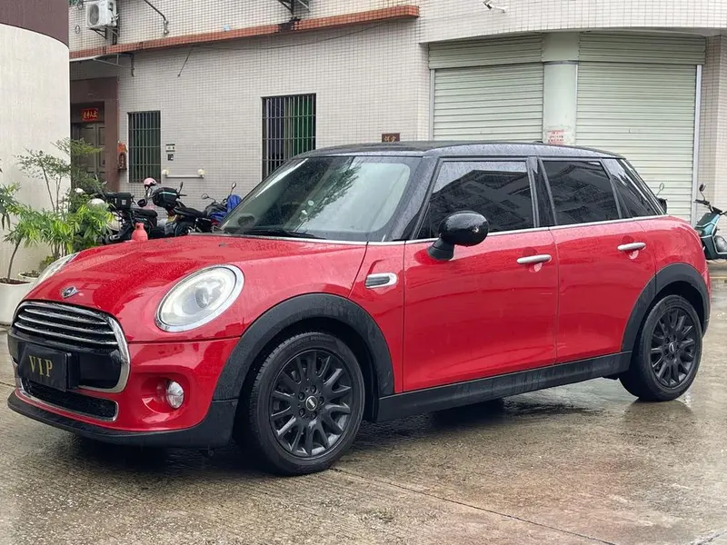 MINI MINI, 2015