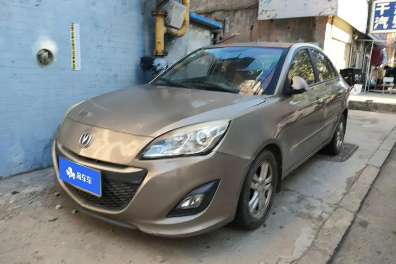 Changan Yuexiang V5, 2012