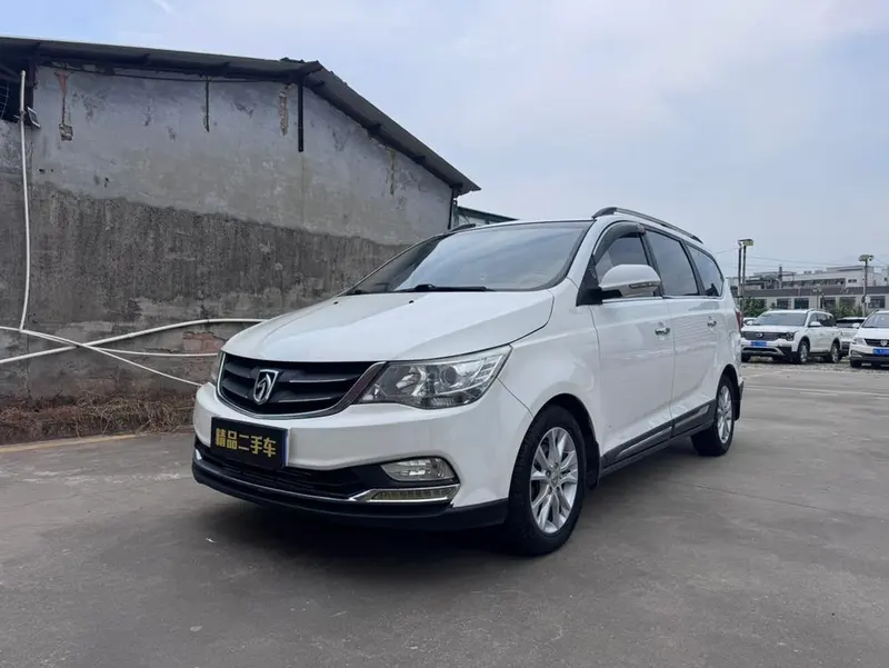 Baojun 730, 2016