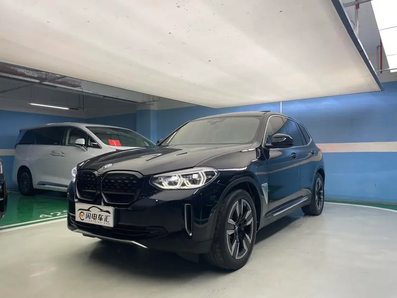 BMW iX3, 2021