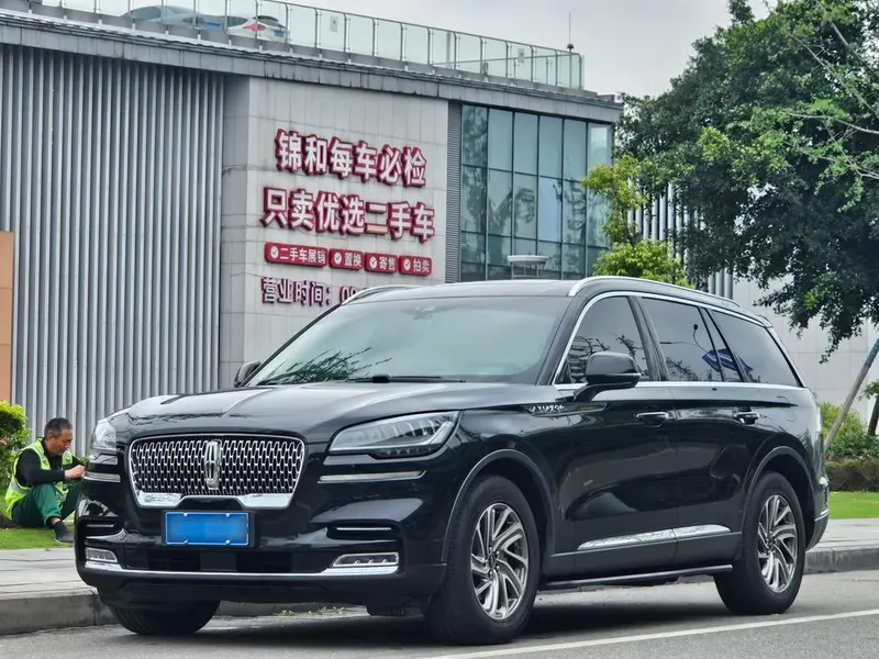 Lincoln Aviator, 2021