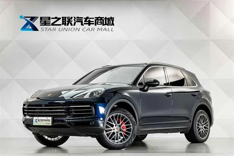 Porsche Cayenne E-Hybrid, 2021