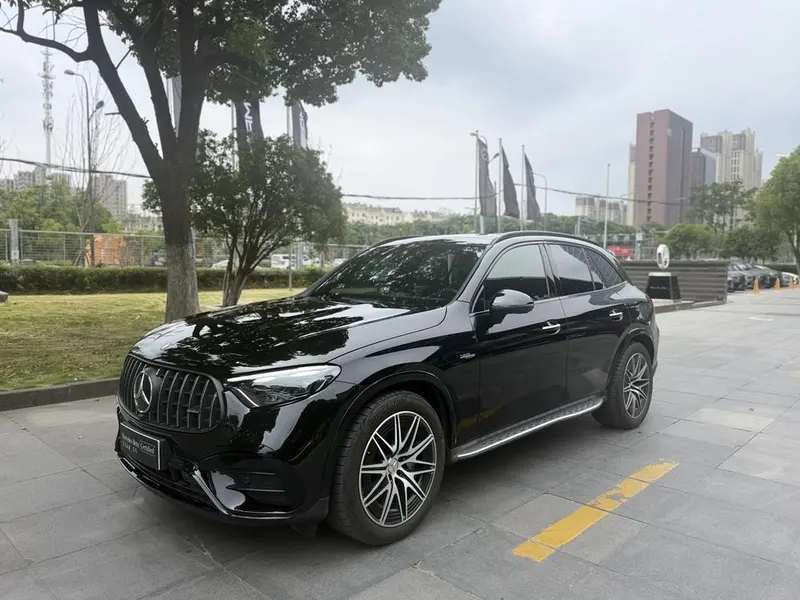 Mercedes-Benz GLC AMG, 2025